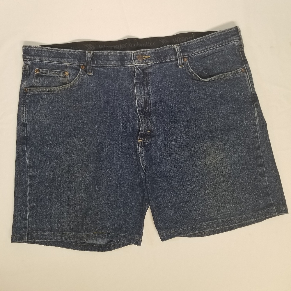 Wrangler Authentics Mens Size 42 Denim Blue Jean Shorts Elastic Waist